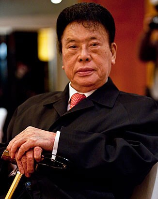 彭年集团董事长余彭年(品牌中国网配图)