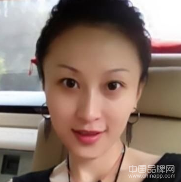 杨子漂亮老婆近照曝光 清秀气质佳