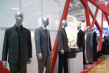 恺王品牌男装出展2011CHIC中国国际服装服饰博览会