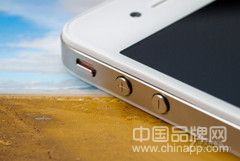 帅气白色降价 无锁白色iPhone 4跌破4K9 