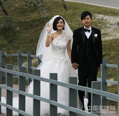 谢娜张杰浪漫婚礼 各路明星华丽云集(图2)