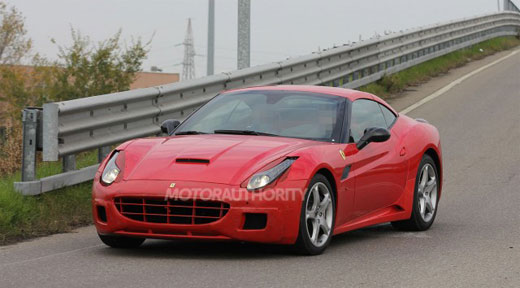 2015-Ferrari-California