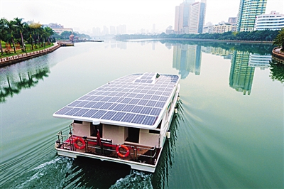 太阳能游艇在厦门研制成功并投入使用
