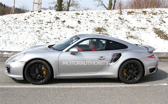 2014款保时捷911 Turbo版实拍谍照曝光