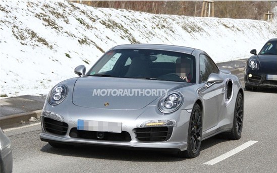 2014款保时捷911 Turbo版实拍谍照曝光