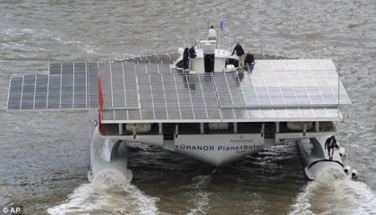 “图兰星球太阳”号是世界上最大的太阳能船。该公司称，它将成为第一艘完全依靠太阳能完成环球之旅的船只