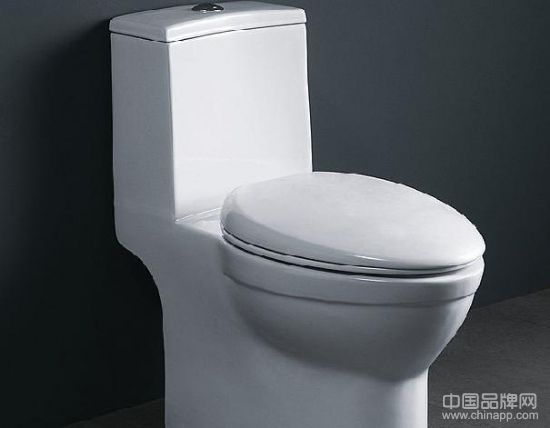 恒洁卫浴的主要产品：连体式座便器