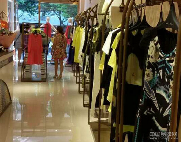 Distin Kidny艺术女装品牌在重庆巫山开新店
