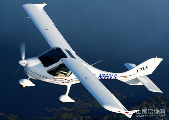 欧美最火的小型私人飞机—CTLS轻型运动飞机