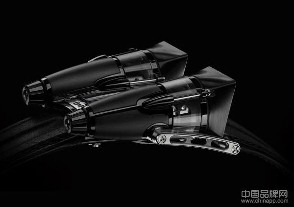 MB&F 推出「HM4 Final Edition」限量版腕表