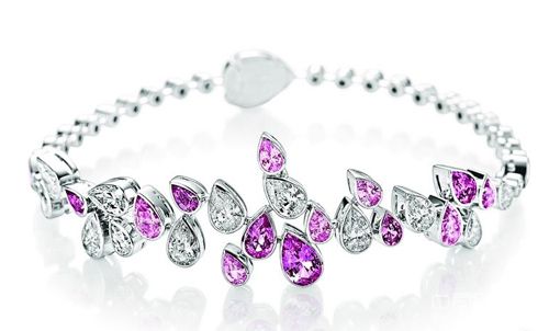 摩纳哥格蕾丝王妃系列珠宝全球首展 向一代传奇王妃致敬