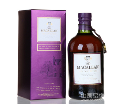Macallan×Oakley 联名推出威士忌随身酒瓶