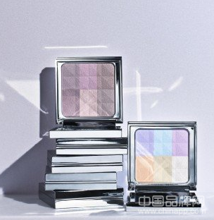 BOBBI BROWN 4月盈亮幻彩春季系列