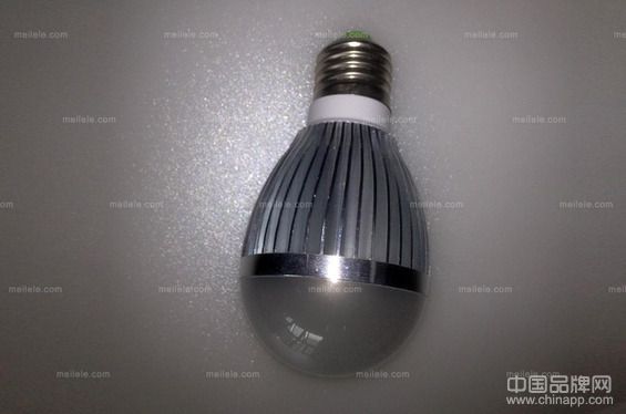 5W球泡灯（暖白光） E27灯泡