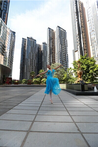 海宁公寓打造深圳首个国际化纯租社区，名人频亮相