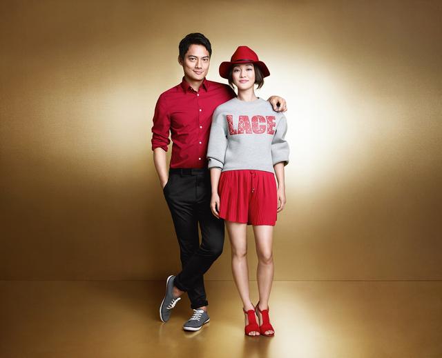 周迅夫妇携手拍摄H&M新春广告 大红单品喜气足