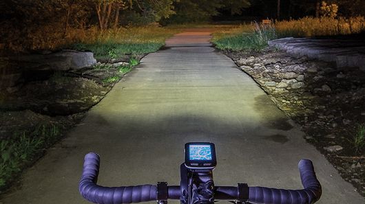 佳明推出Varia智能骑行车灯：可按车速调整光线1