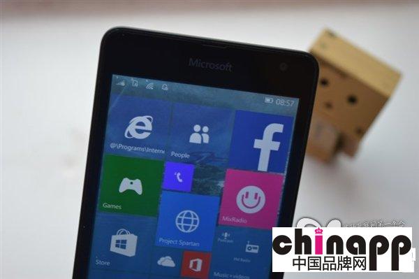 Windows Phone新机：微软拿出前置闪光1