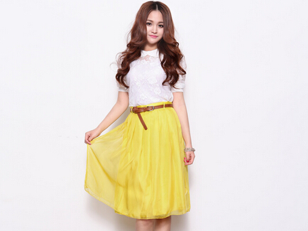 雪纺半身裙搭配什么上衣