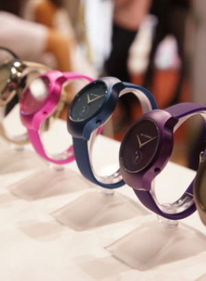 Adidas阿迪达斯旗下的Runtastic推出首款智能手表