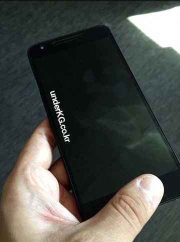 LG版Nexus 5X再遭曝光：新增薄荷绿配色 2