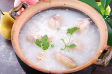 美乐乐美食百科：大骨砂锅粥的做法