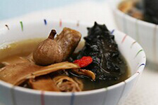 鸽子汤的做法：山药鸽子汤