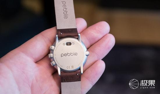 叫板Moto 360 Pebble高颜值智能手表仅7.5毫米1