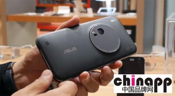 华硕ZenFone Zoom主打拍照 3倍光学变焦 美国官网露脸3