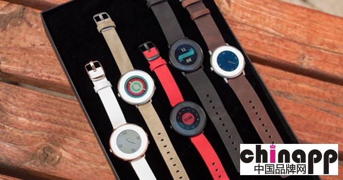 鼻祖发力 Pebble推出首款圆形智能手表主打超薄3