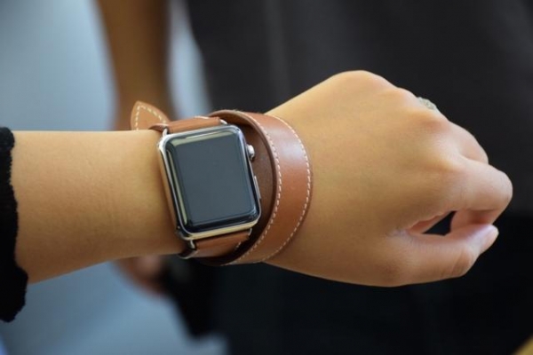 爱马仕款Apple Watch开卖 比较贵11888元2