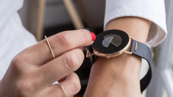 专为女性设计的智能手表 颜值高功能也不差2