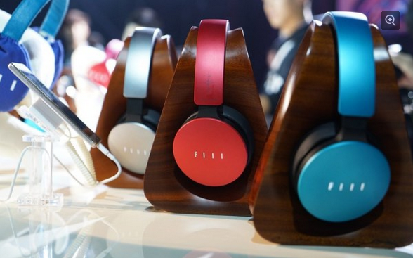 汪峰推出三款fiil耳机：售599元起1
