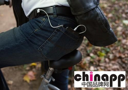 国外市场新型可穿戴式充电宝：ION皮带式移动电源2