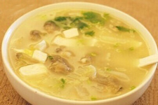 海蛎子汤：海蛎豆腐汤