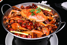 螃蟹的做法：螃蟹蒸土豆