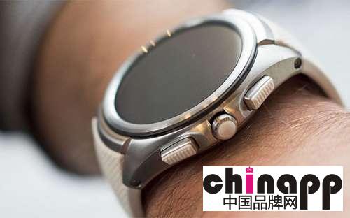 爬得高摔得重！LG Watch Urbane 2抱憾退市2