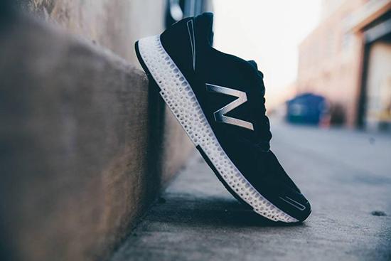 New Balance展示首款3D打印跑鞋 明年4月上市3