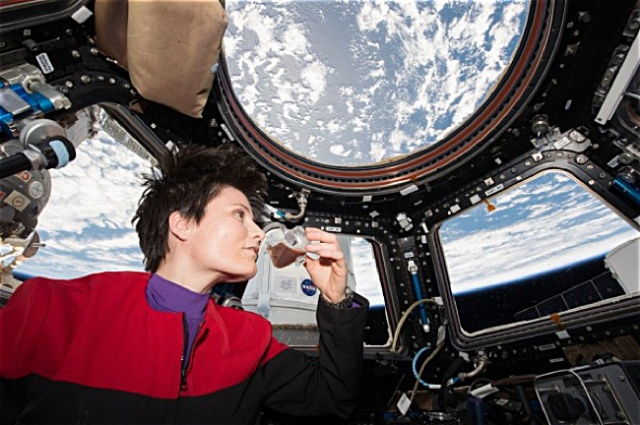 NASA推出3D打印咖啡杯 太空站也能优雅喝咖啡1