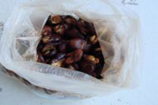 蟹黄蚕豆制作过程