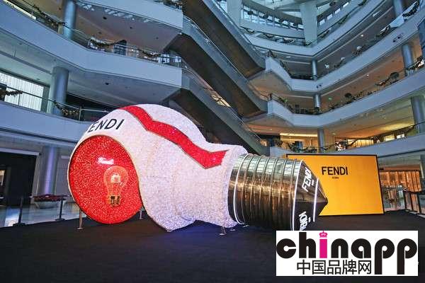 FENDI上海恒隆广场全新概念精品店开店一周年庆1