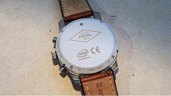 Fossil Q54智能手表上手：高颜值运动追踪器3