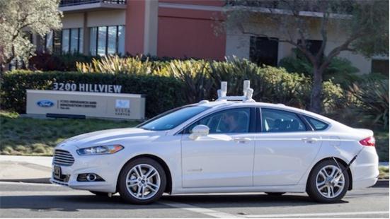 谷歌福特将公布无人驾驶汽车合作计划1