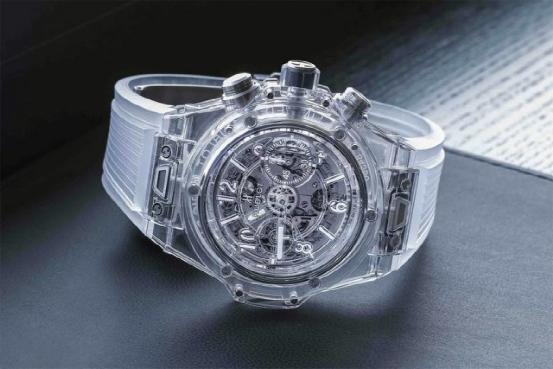 宇舶推出一款全透明豪华手表 蓝宝石玻璃打造1