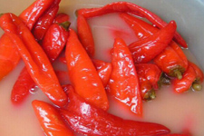 家常酸辣椒的腌制方法