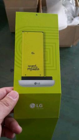 LG G5或将配备特殊插槽 能够快速更换电池1