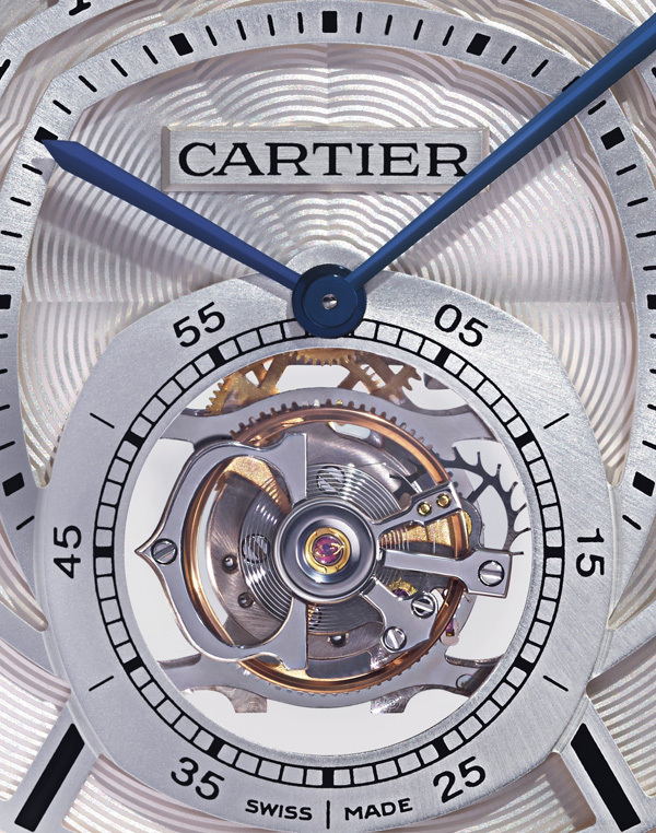 卡地亚Drive de Cartier腕表五月上市 散发独树一帜的魅力7