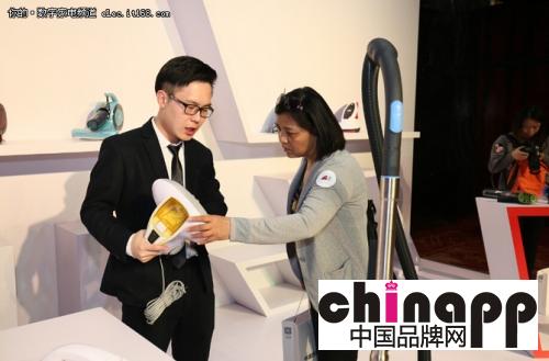 中国高端吸尘器品牌小狗电器联姻SGS科技3