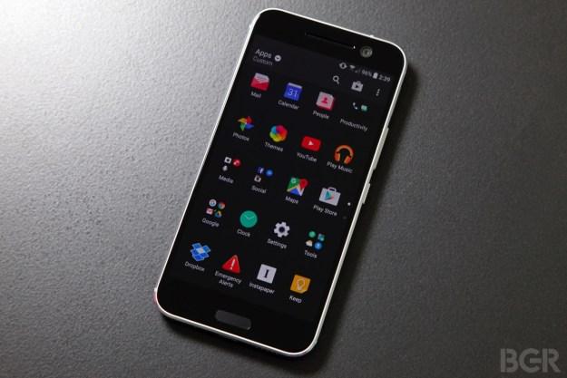又回到比较初的起点 HTC或代工2016款Nexus手机1