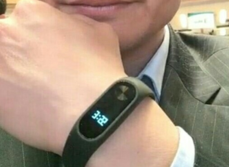 三星Gear Fit 2即将发布 小米手环2要跳票5